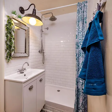 Appartement Youmi - Calme Avec Jacuzzi Et Clim A 5min De La Comedie, Tram A 200m *